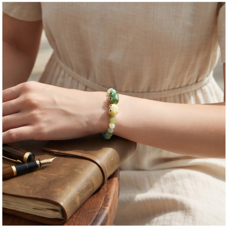 Cheerful Frog Beaded Bracelet